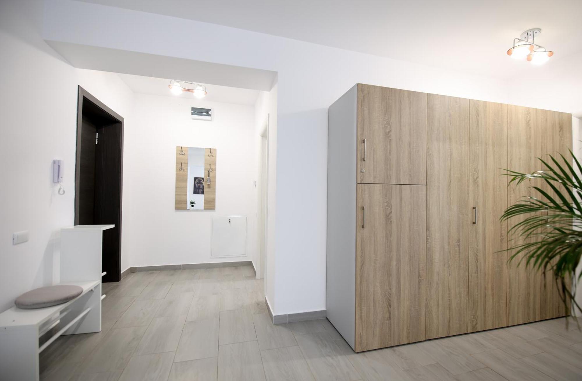 Vitan Central Oasis ---Free Secured Private Parking---Self Check-In-- Bucharest Room photo